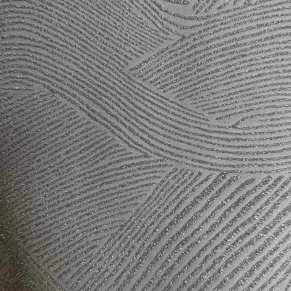 Sparkly long sleeve - Picture 8 of 8